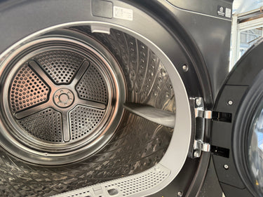 Factory second Hisense 9kg Heat Pump Dryer - Black HDFS90HAB - Second Hand Appliances Geebung